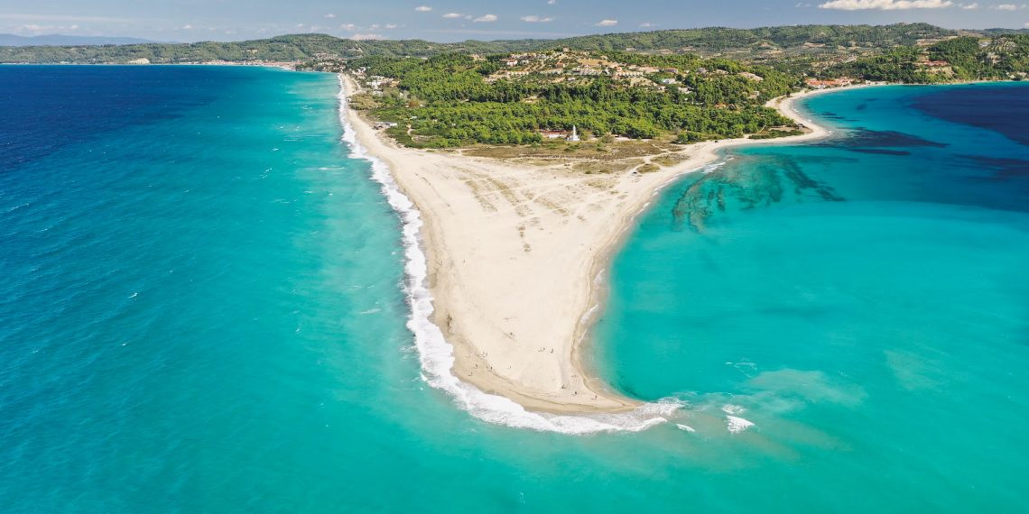 uc parmak uzerinde bir cennet halkidiki