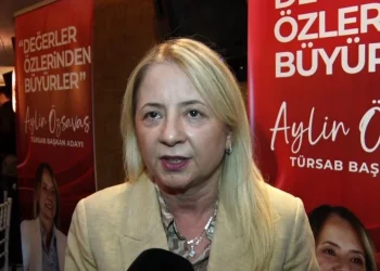 Aylin Özsavaş: 2027 Türkiye İnanç Turizmi Yılı olmalı 2 İSATAG Başkanı Aylin Özsavaş, Papa’nın İznik ziyaretinin Türkiye için son 20 yılın en kritik inanç turizmi fırsatı olduğunu belirtti.