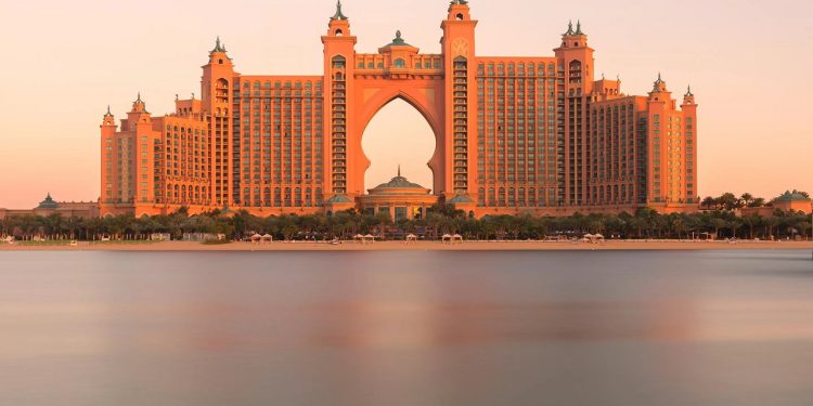 Dubai’nin simge otellerinden Atlantis The Palm, WTS kampanyasıyla 494 €’dan başlayan fiyatlarla unutulmaz bir tatil vadediyor.