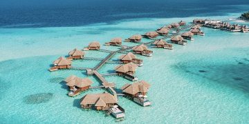 Maldivler su üstü villaları ve WTS rüzgarı