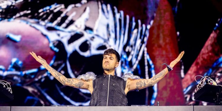 Elektronik müziğin en çok konuşulan isimlerinden Anyma, 2026 yazında Ibiza’da ÆDEN şovuyla sahneye çıkacak.