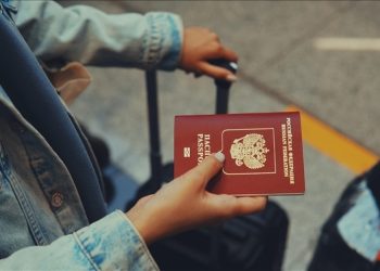 Türkiye’de vize işlemlerinde en çok başvurulan yapılardan biri haline gelen VFS Global’in Türkiye ayağı, Talimhane’deki bir adresten başlayarak genişleyen şirket bağlantılarıyla gündeme geldi.