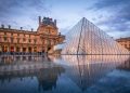 Fransa’da etkili olan aşırı sıcaklar nedeniyle Paris’teki Louvre Müzesi, 24-27 Haziran tarihlerinde ziyaret saatlerini kısaltacak.