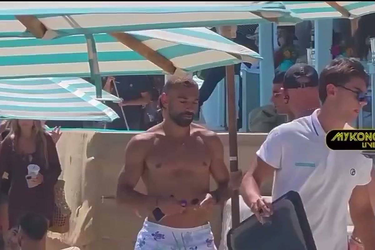 Mohamed Salah Mikonos Psarou plajinda