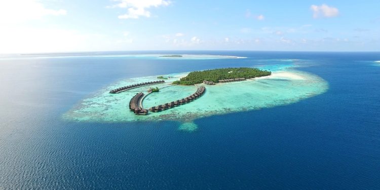 Maldivler’in Gaafu Dhaalu Atolü’ndeki özel bir adada bulunan Ayada Maldives için yüzde 40 indirim kampanyası başladı. İşte, detaylar…