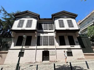 Selanik’e gitmek isteyenler için özel kampanya 54 29 Ekim’e özel hazırlanan Selanik turu kampanyasında fiyat 299 Euro’dan 249 Euro’ya düştü.